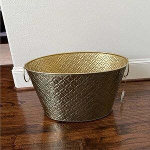 Elegant Gold Metal ornate bucket